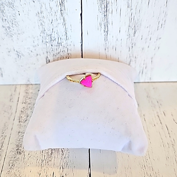 Kendra Scott Hot Pink Triangle Gold Set - Picture 4 of 8